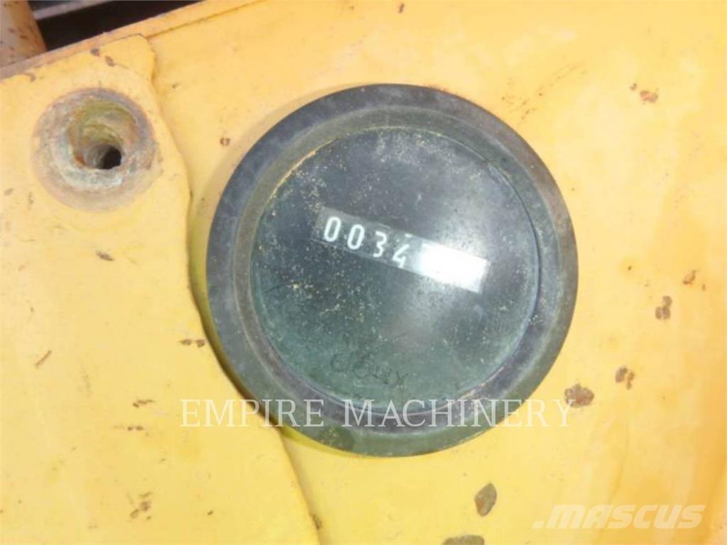 CAT 623E Scraper
