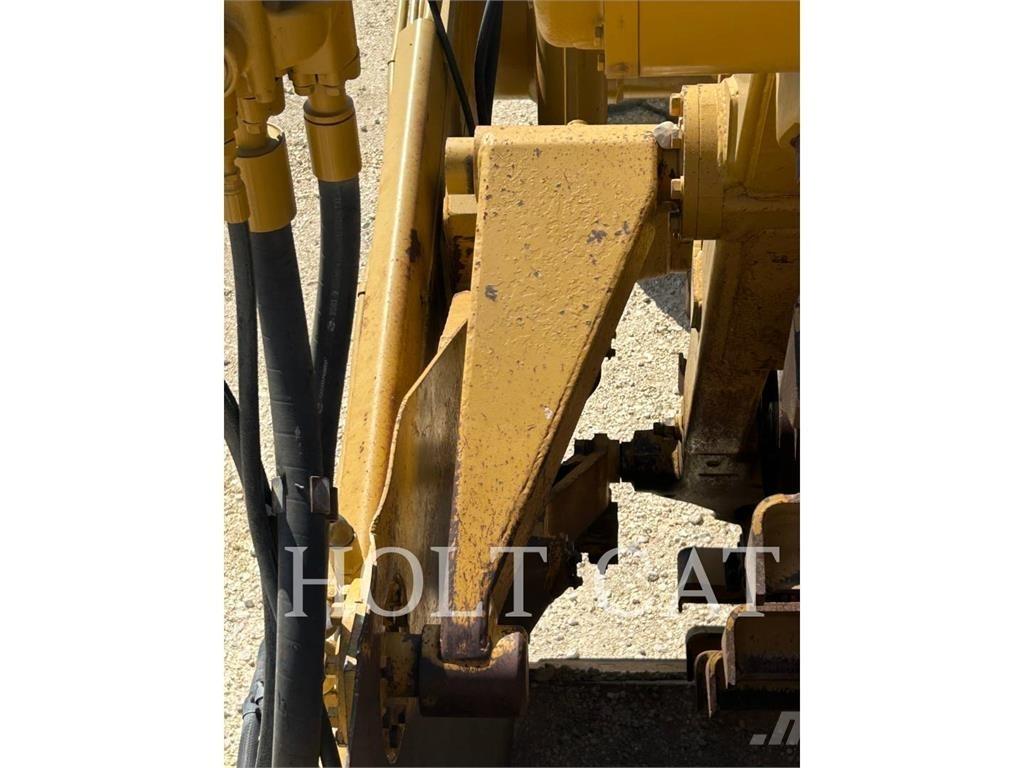 CAT 623F Scraper