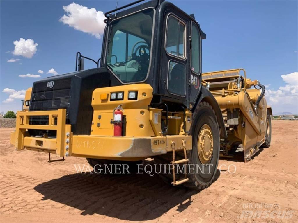 CAT 623K Scraper