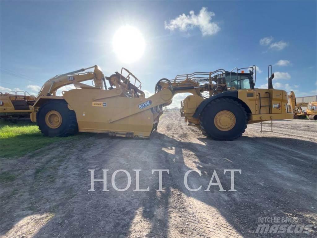 CAT 623K Scraper