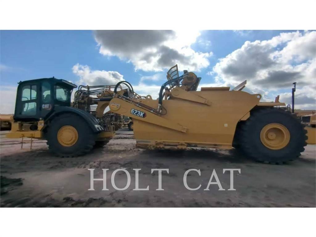 CAT 623K Scraper