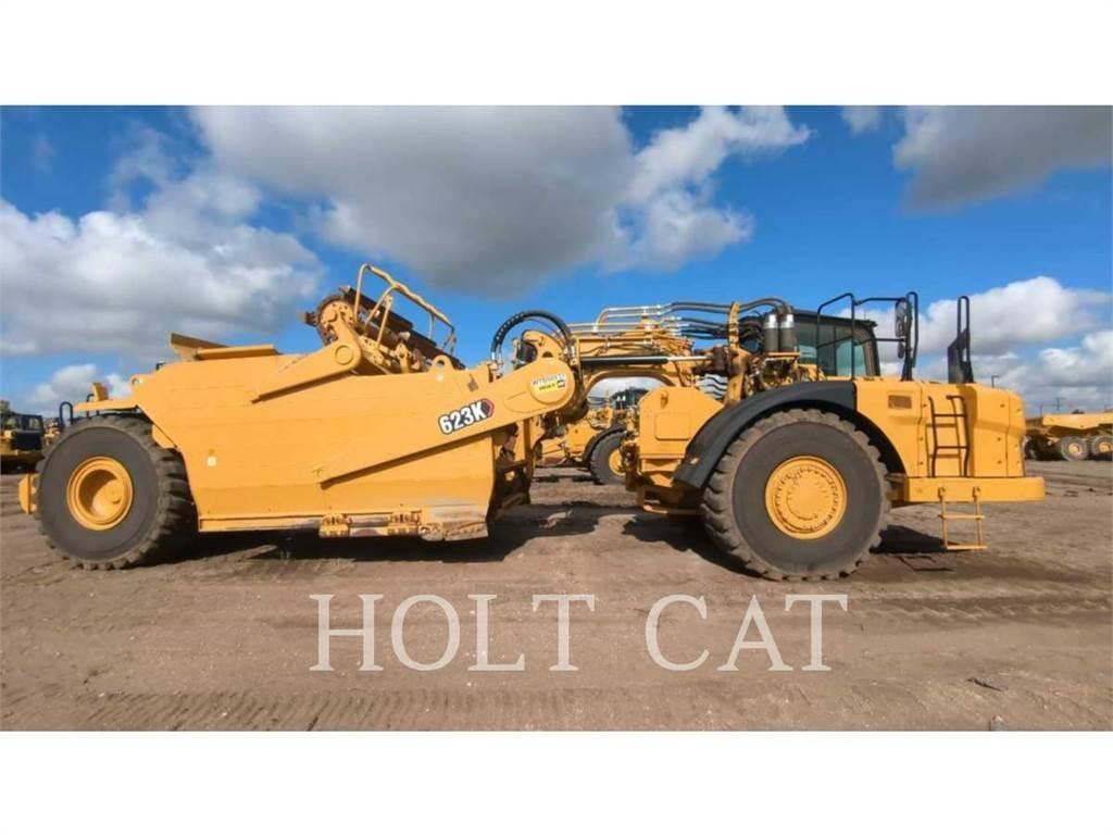CAT 623K Scraper