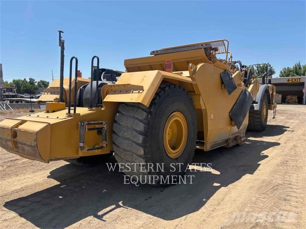 CAT 623K Scraper