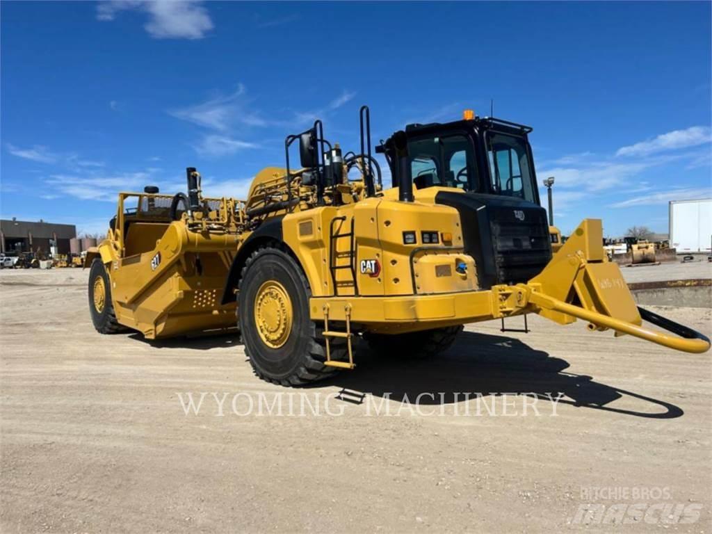 CAT 627 Scraper