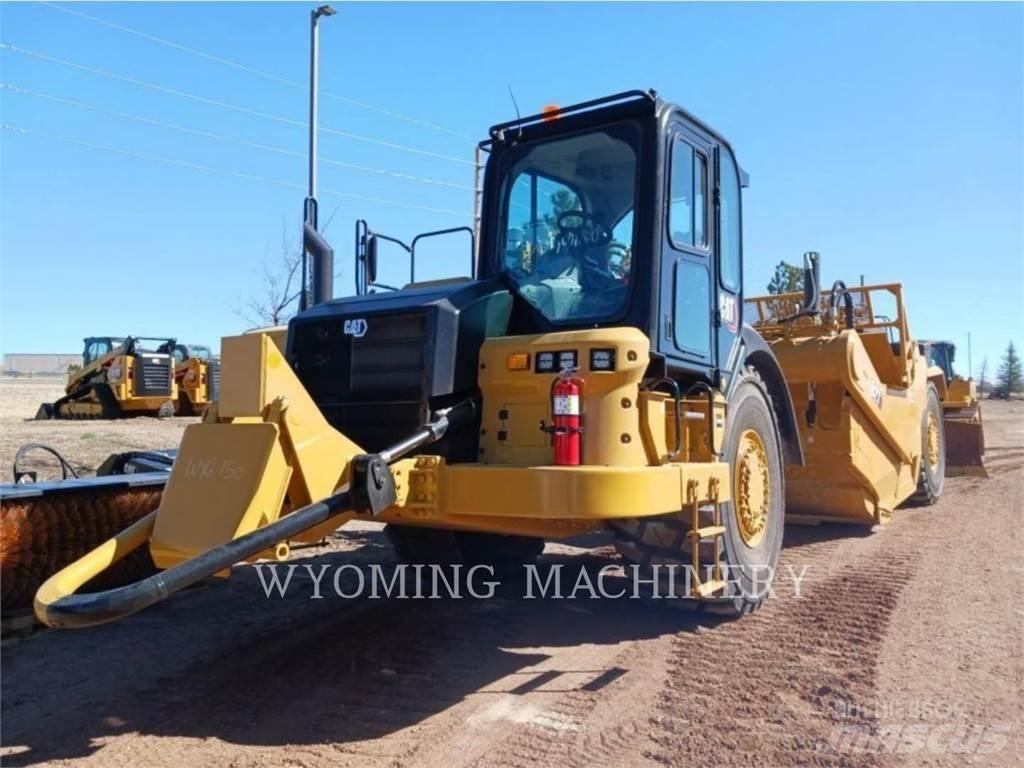 CAT 627 Scraper