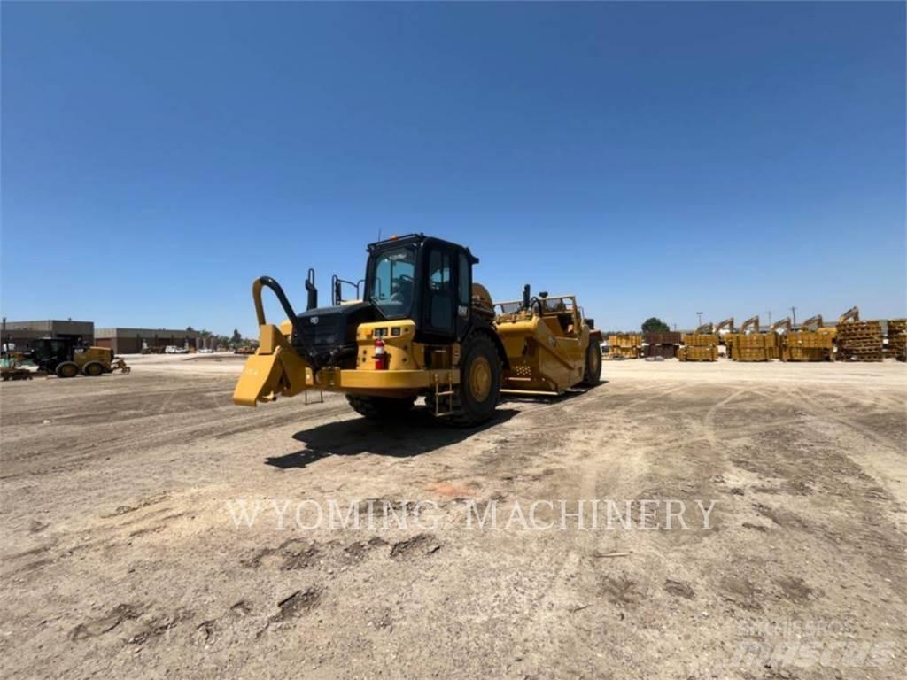 CAT 627 Scraper