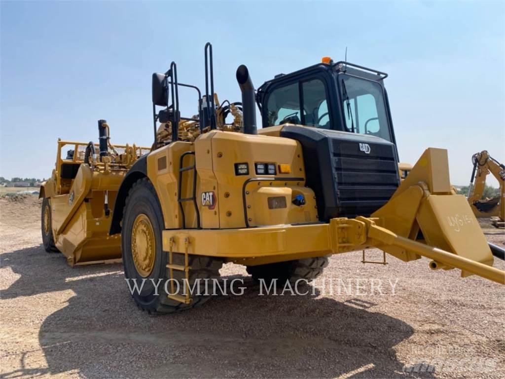 CAT 627 Scraper