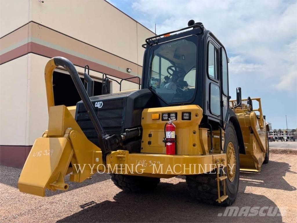 CAT 627 Scraper