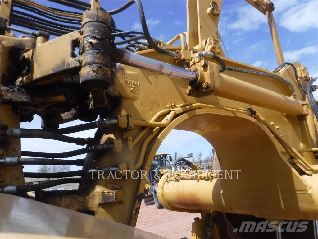 CAT 627B Scraper