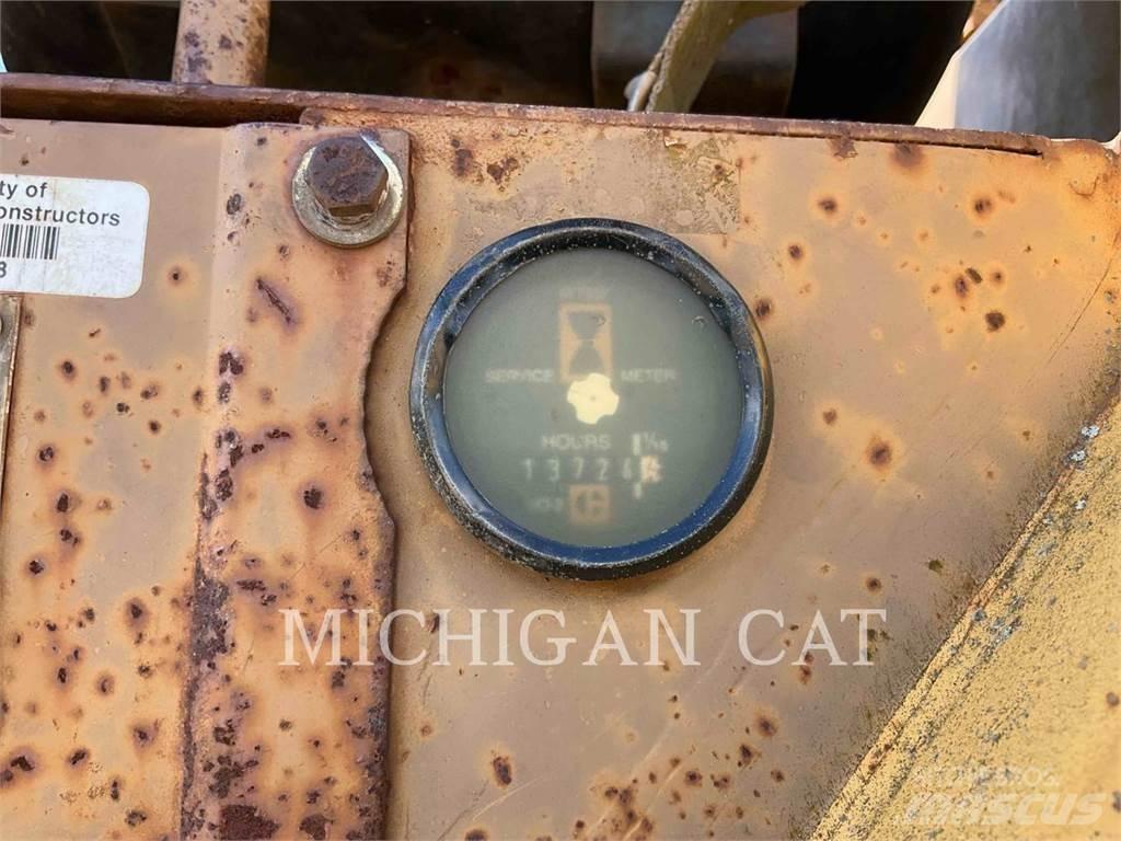 CAT 627E Scraper