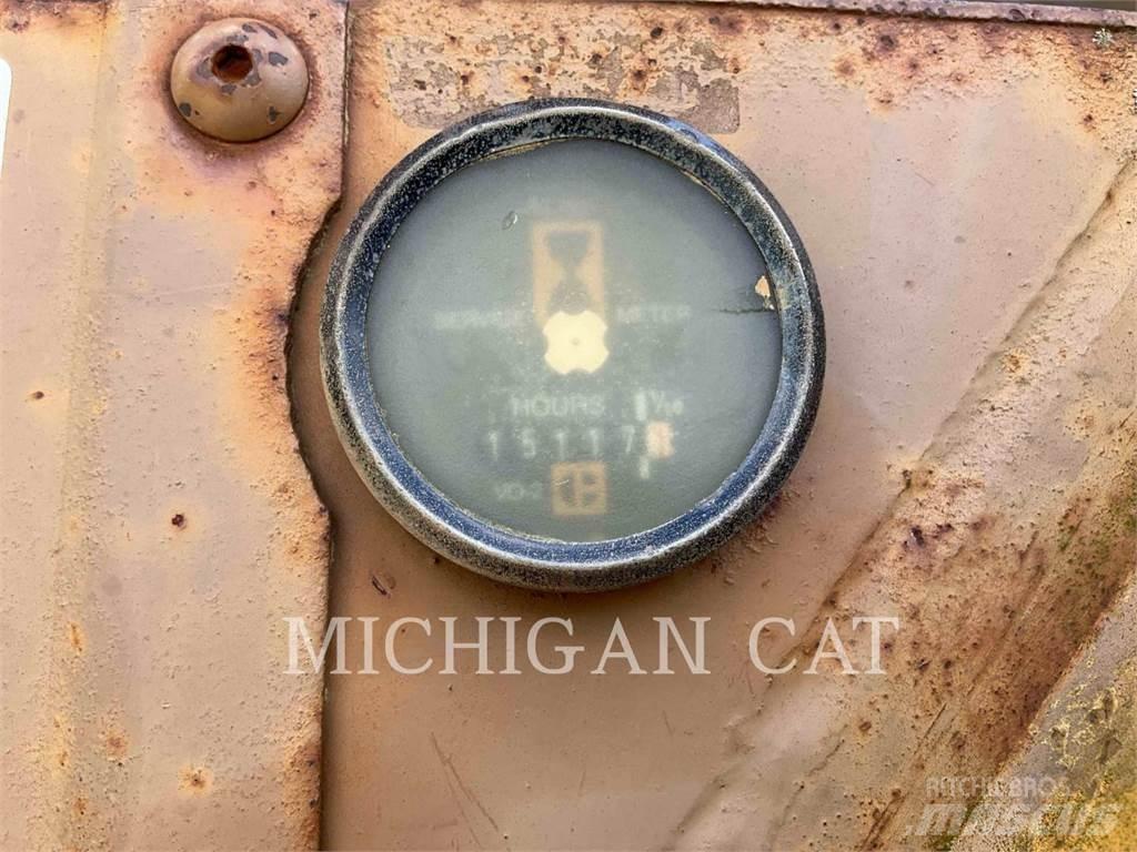 CAT 627E Scraper