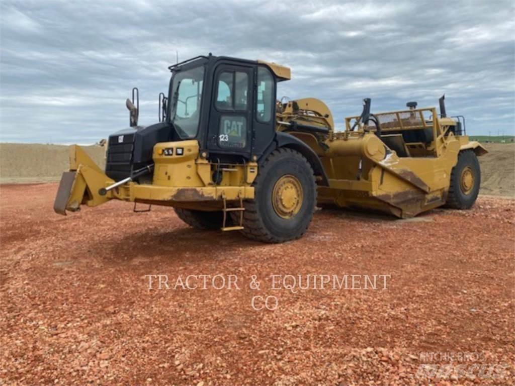 CAT 627H Scraper