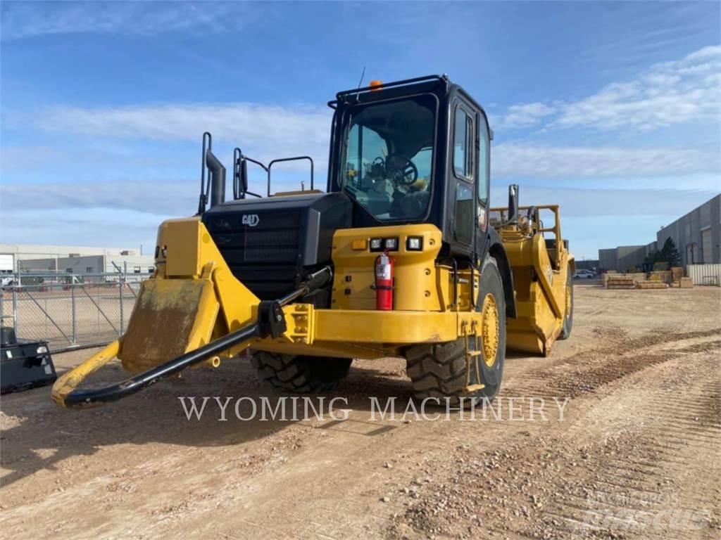 CAT 627K Scraper