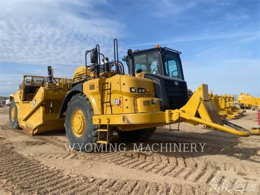 CAT 627K Scraper