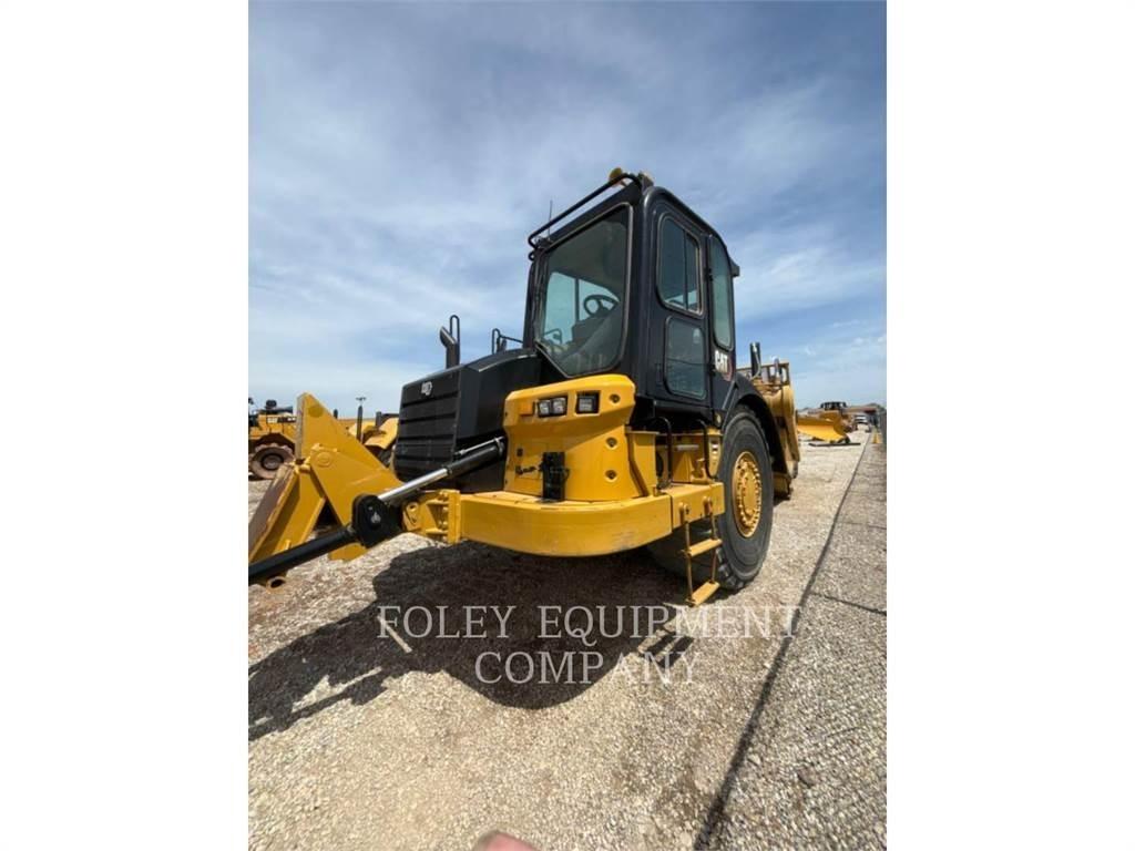 CAT 627K Pelle sur chenilles