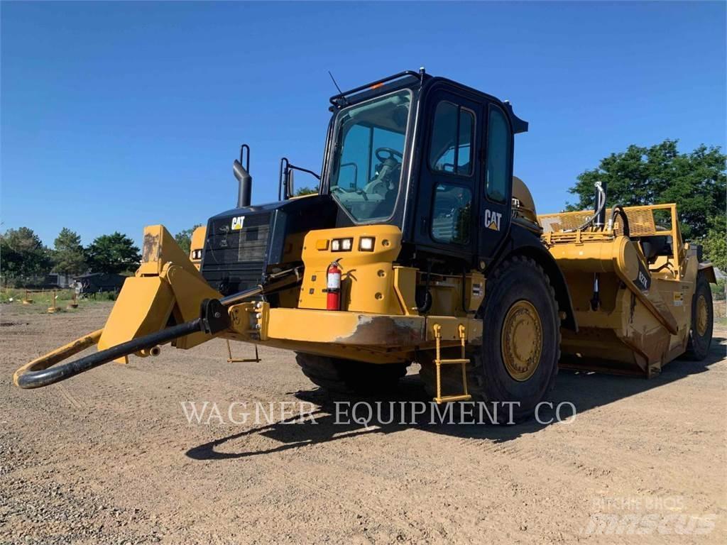 CAT 627K Scraper