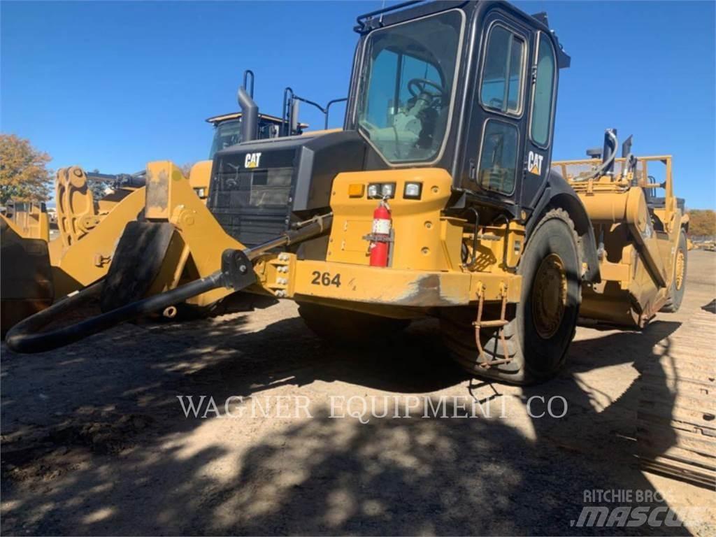 CAT 627K Scraper
