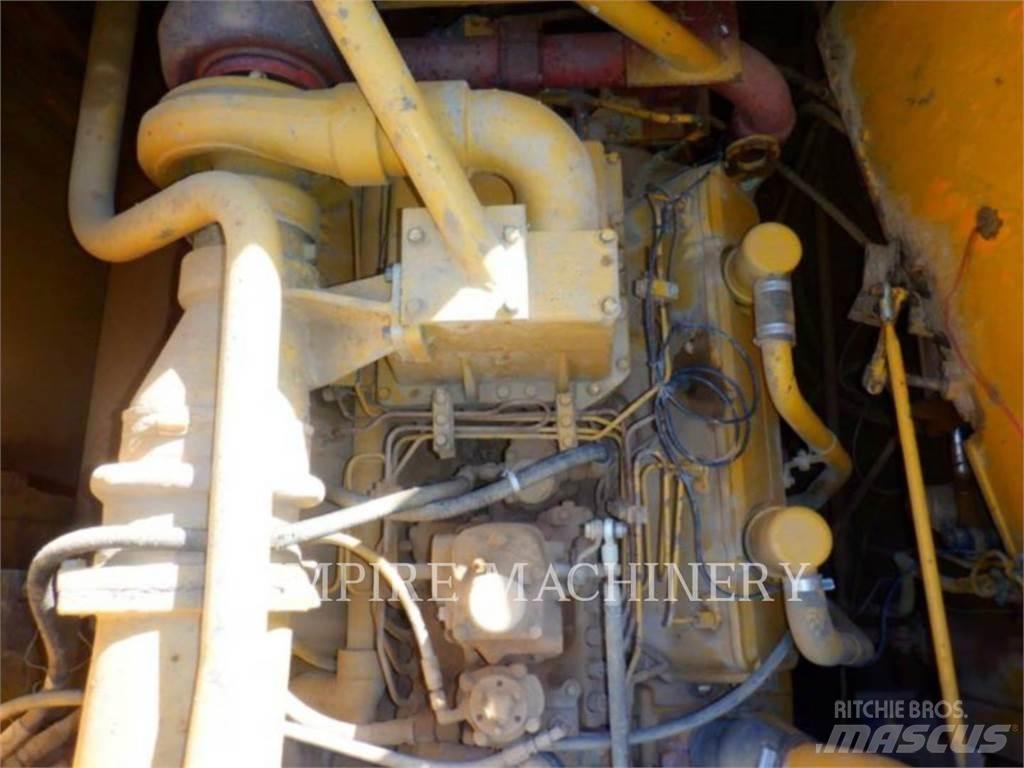 CAT 631D Scraper
