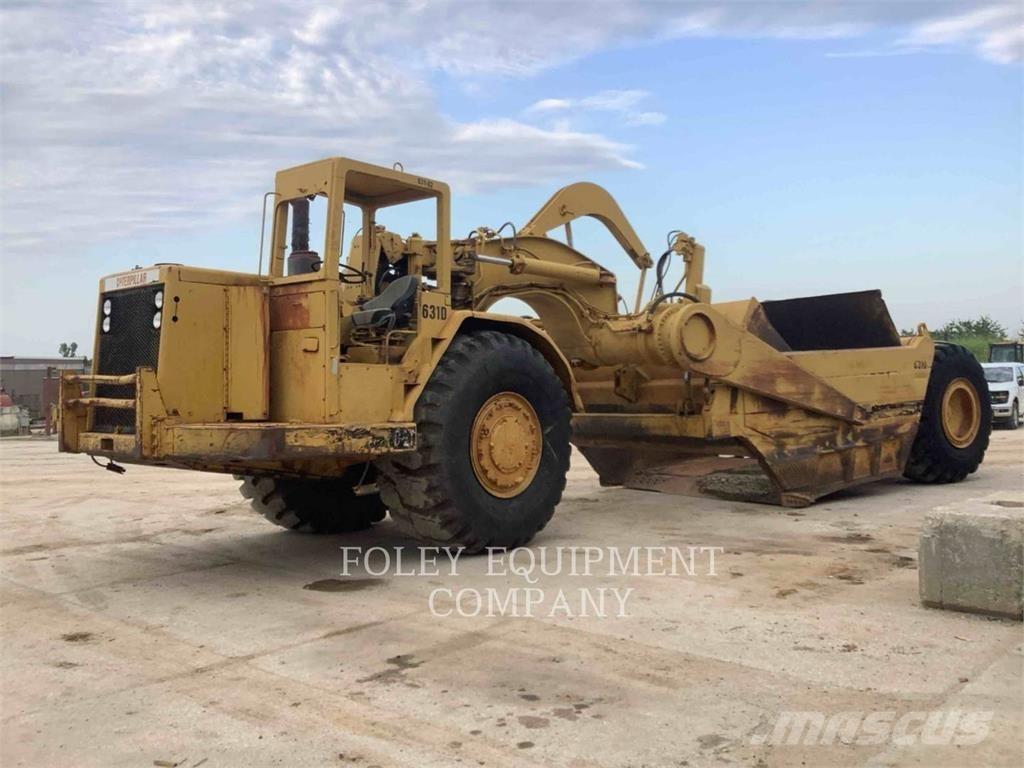 CAT 631D Scraper