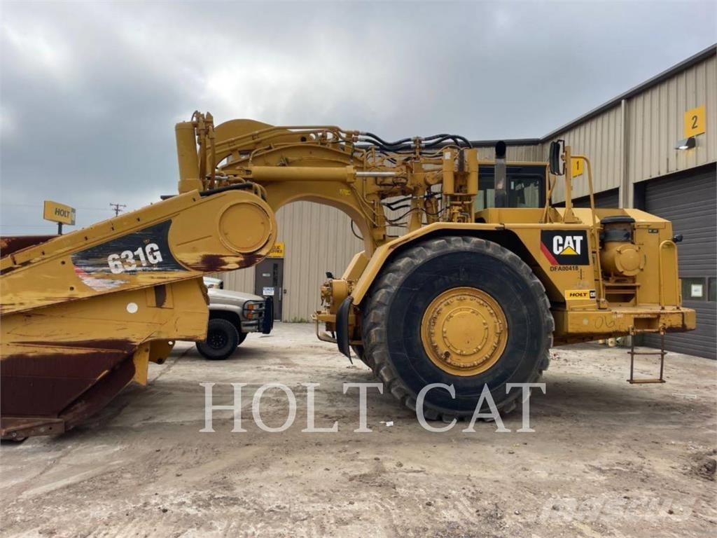CAT 631G Scraper