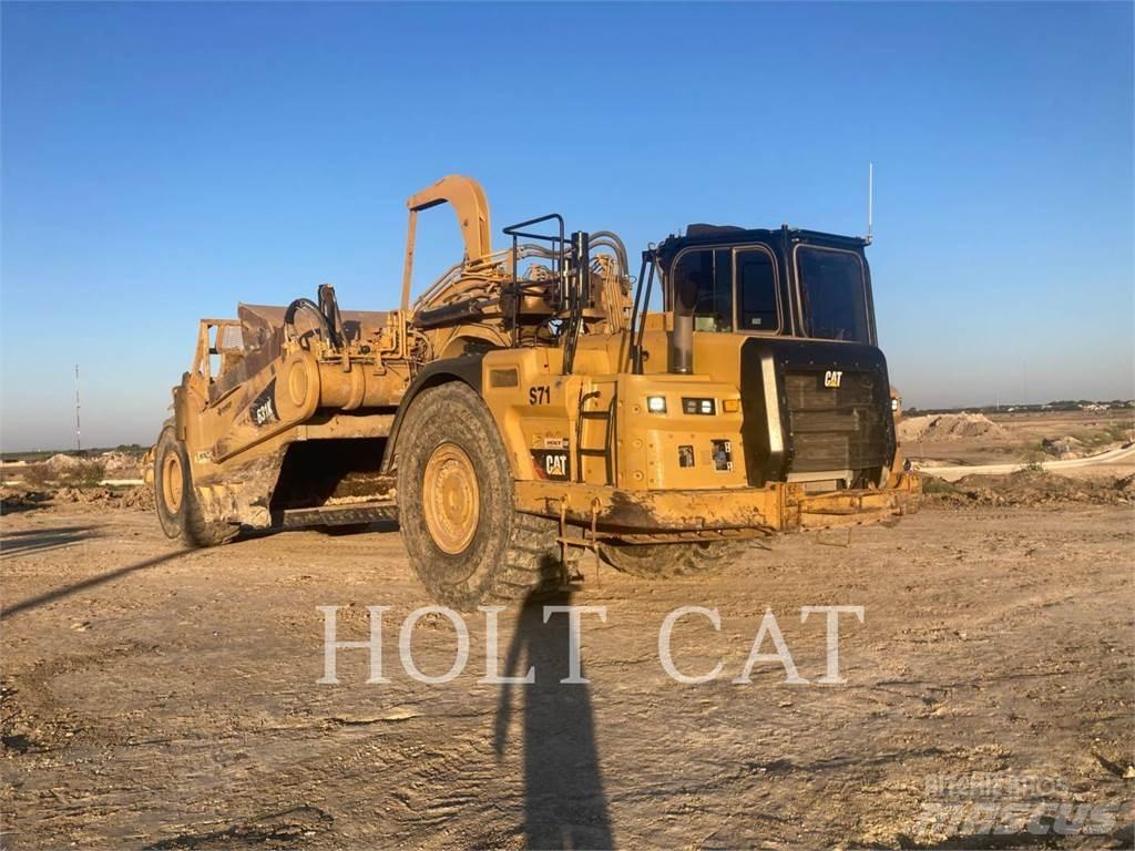 CAT 631K Scraper