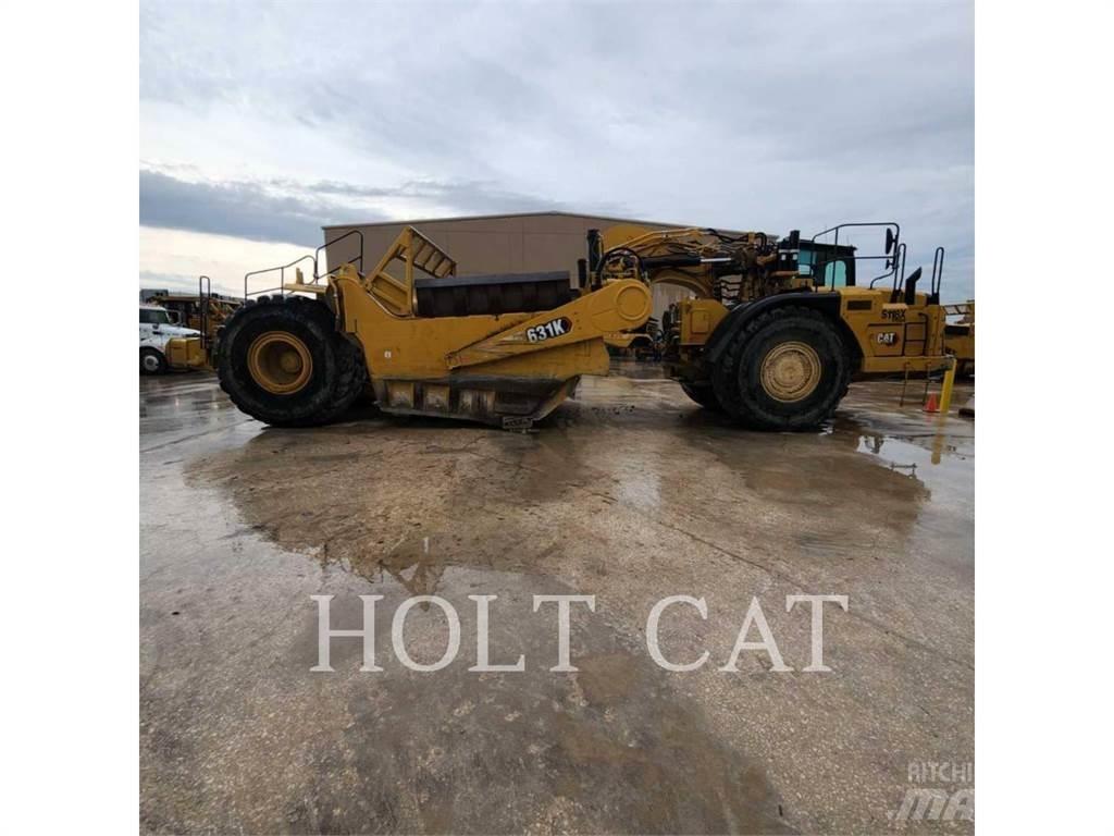 CAT 631K Scraper
