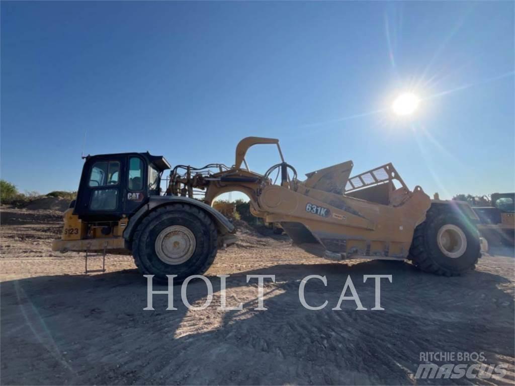 CAT 631K Scraper