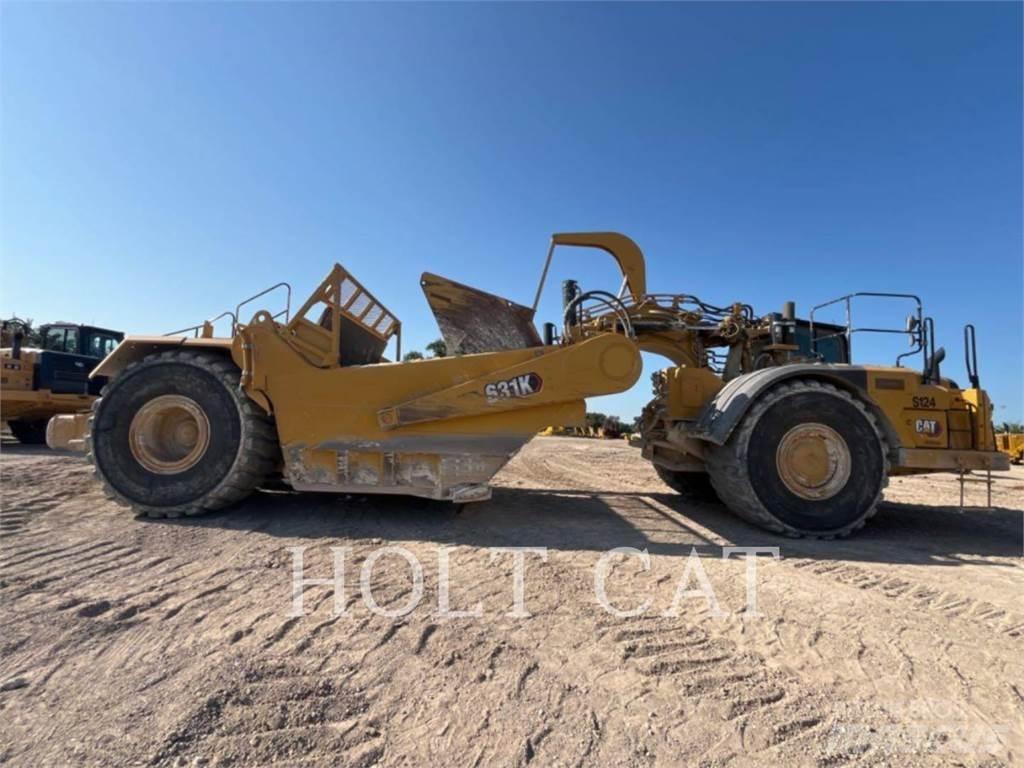 CAT 631K Scraper