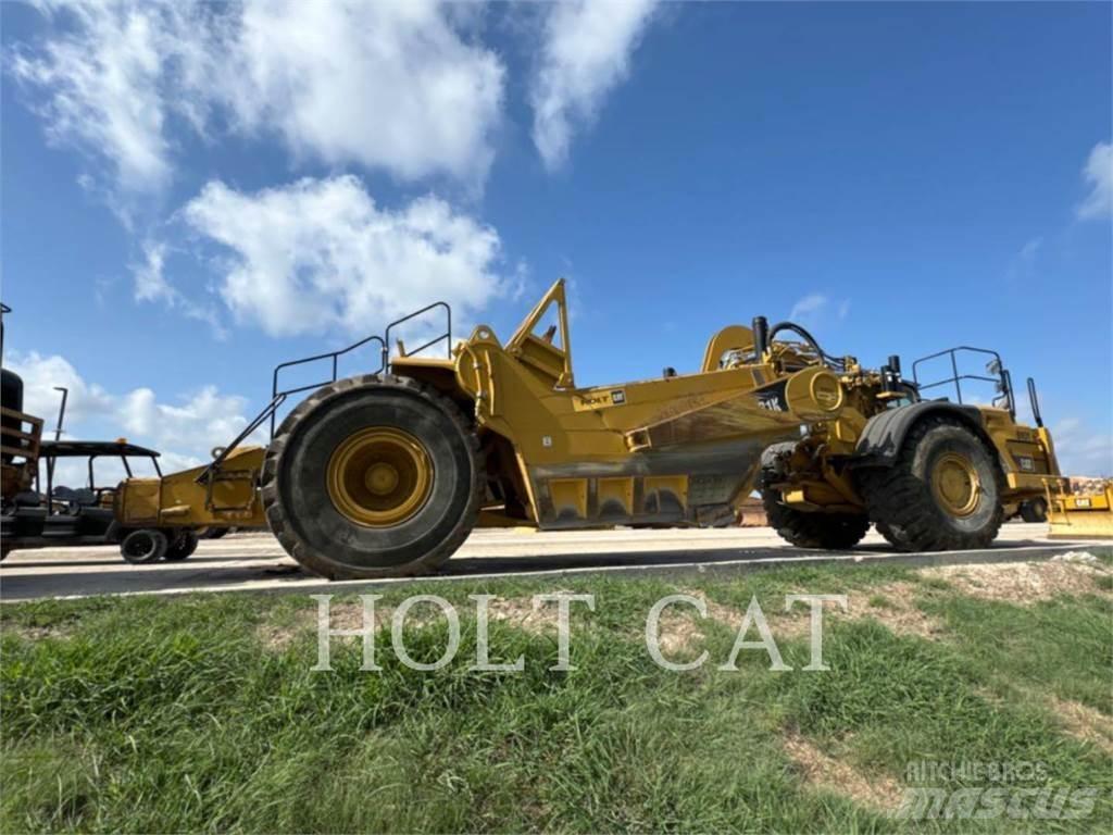 CAT 631K Scraper