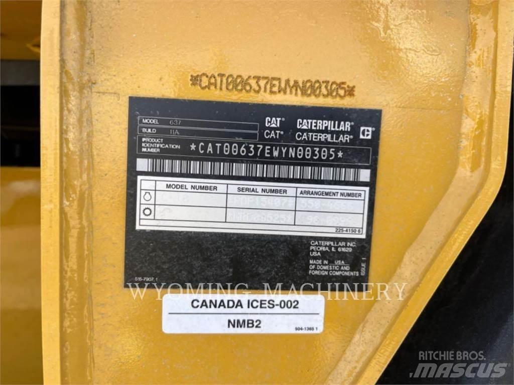 CAT 637 Scraper