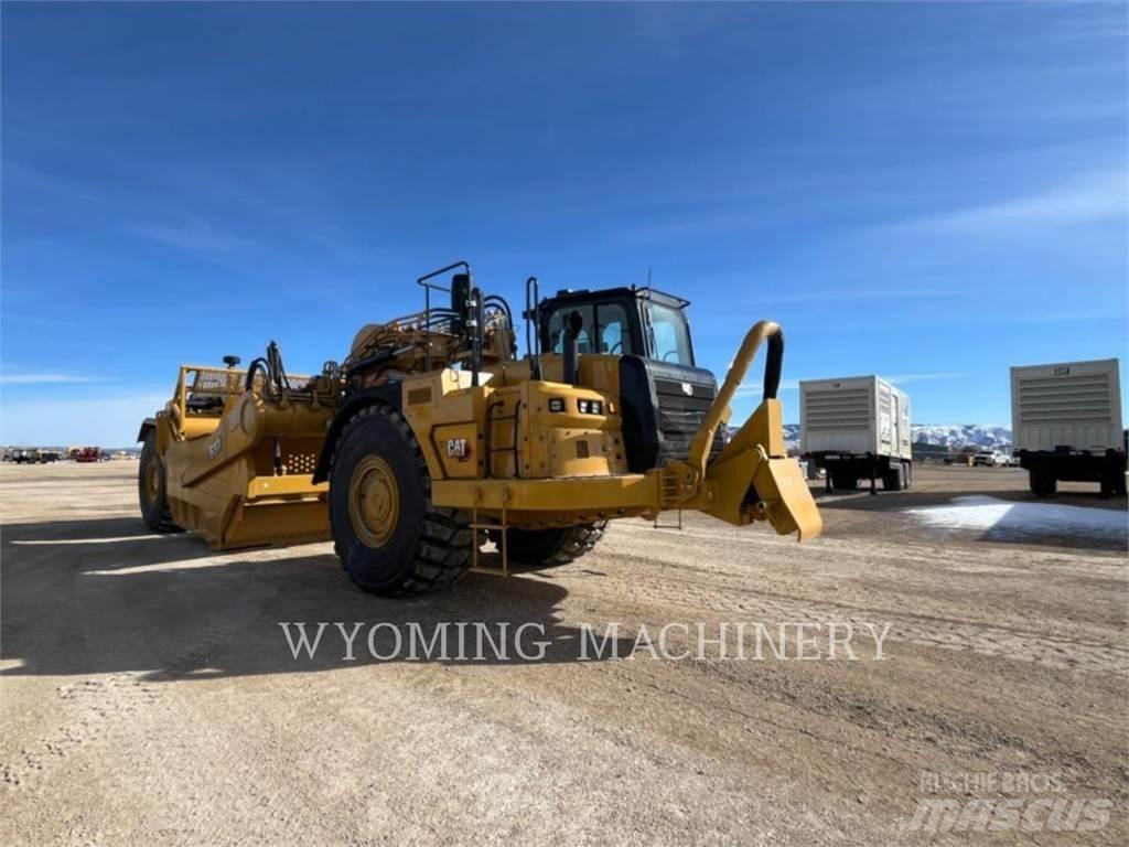 CAT 637 Scraper