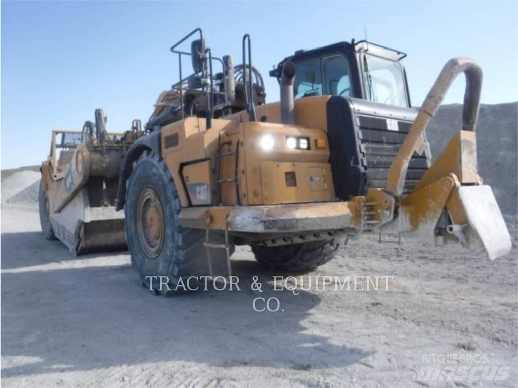 CAT 637K Scraper