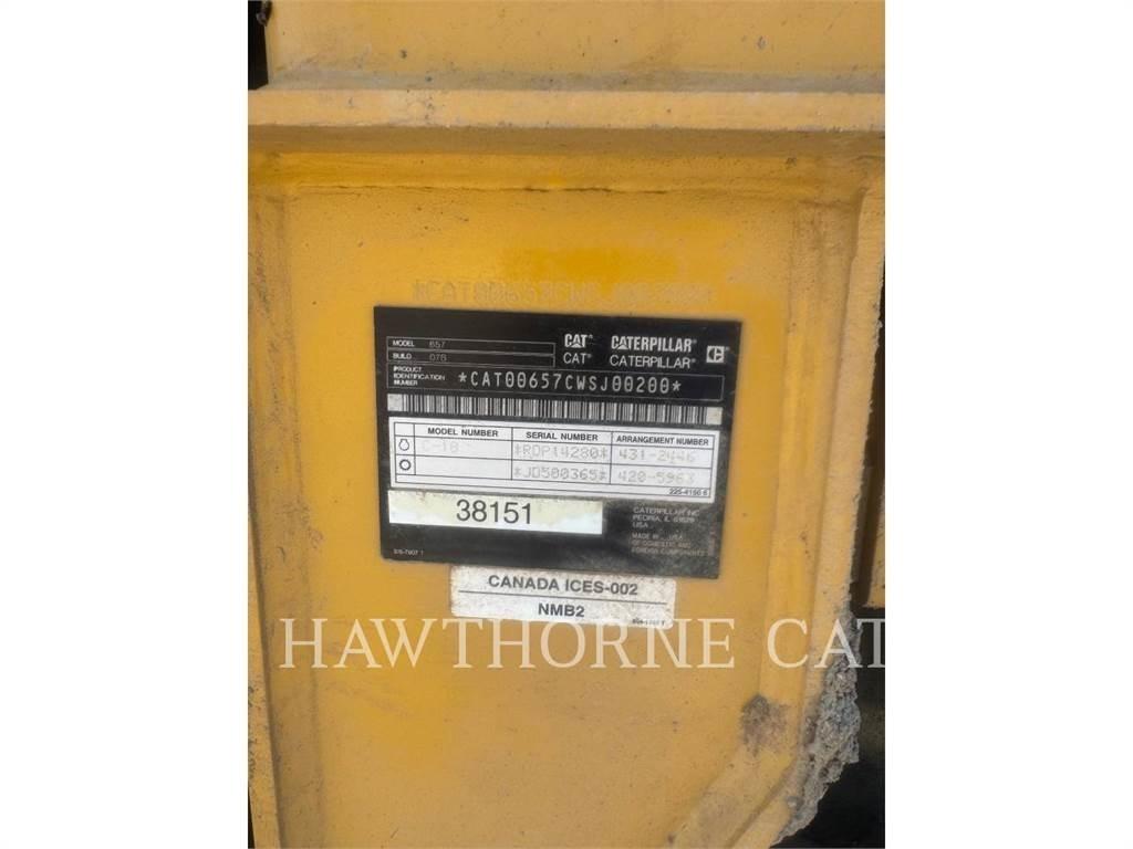 CAT 657 Scraper