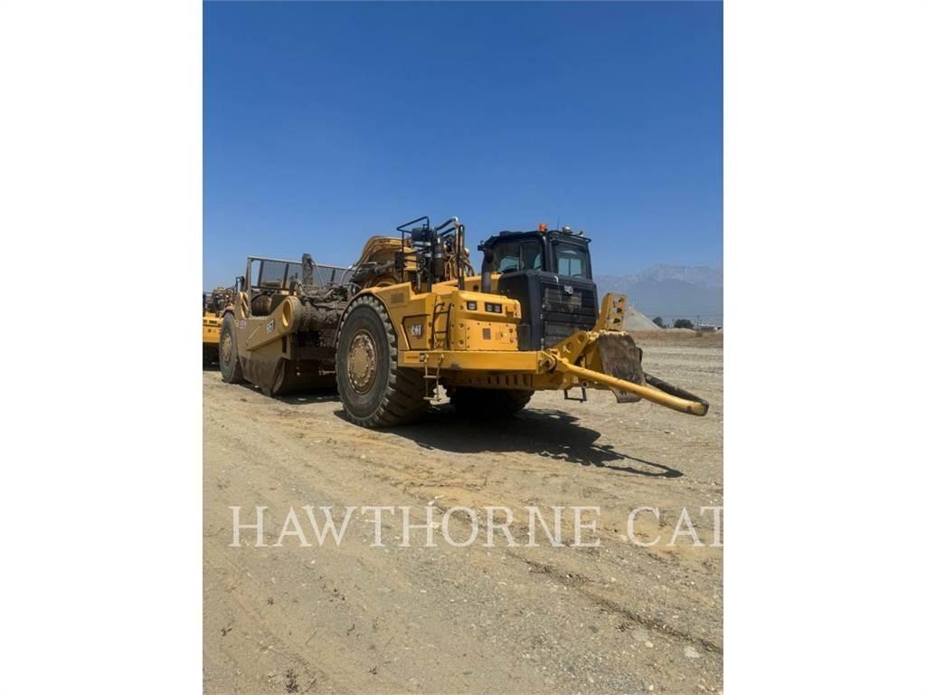 CAT 657 Scraper