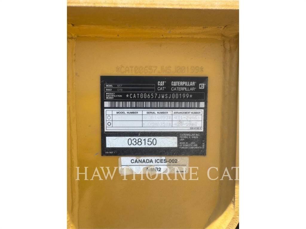 CAT 657 Scraper