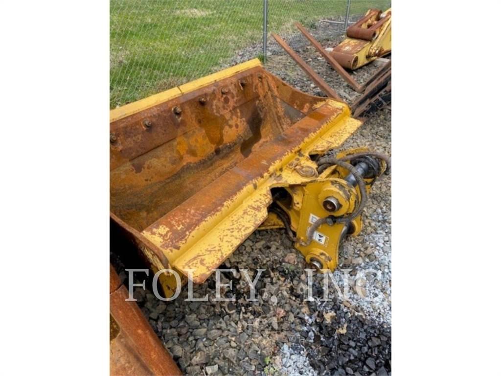 CAT 72 TILT BUCKET Godet