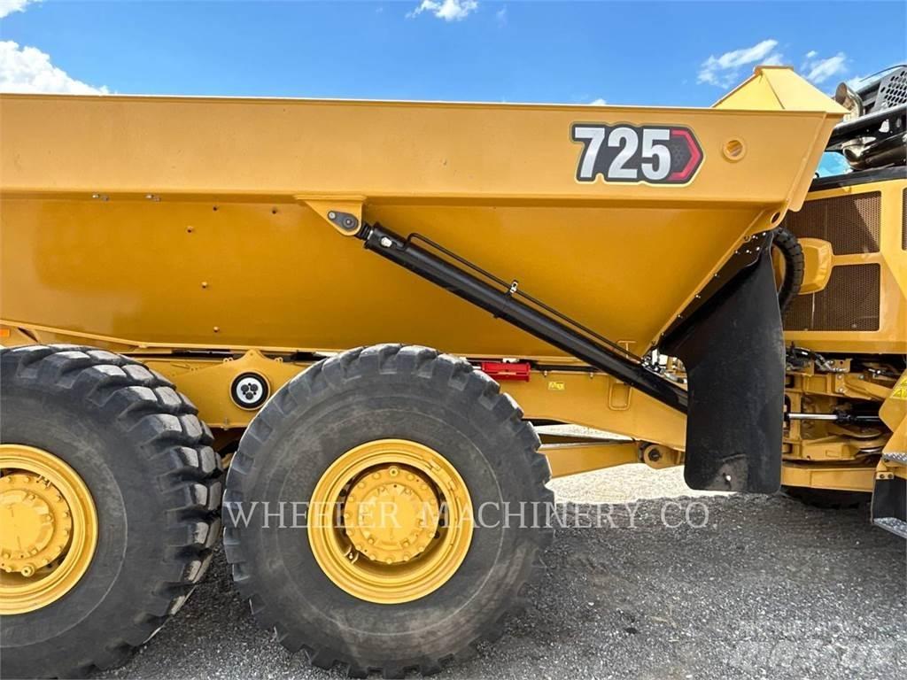 CAT 725 Tombereau articulé
