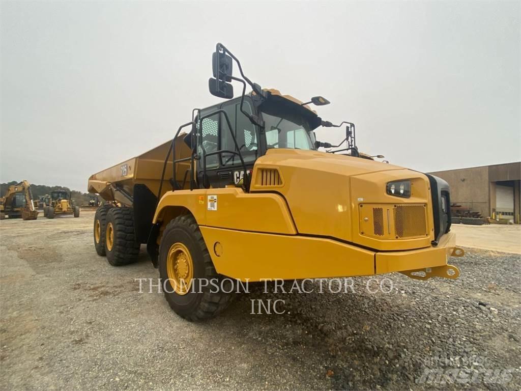 CAT 725 Tombereau articulé
