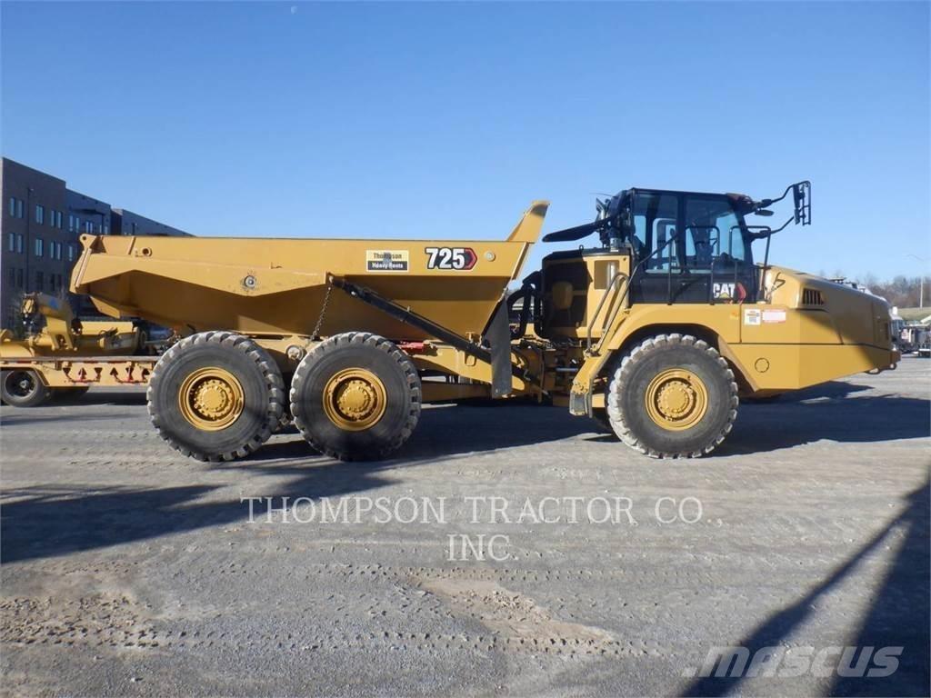 CAT 725 Tombereau articulé