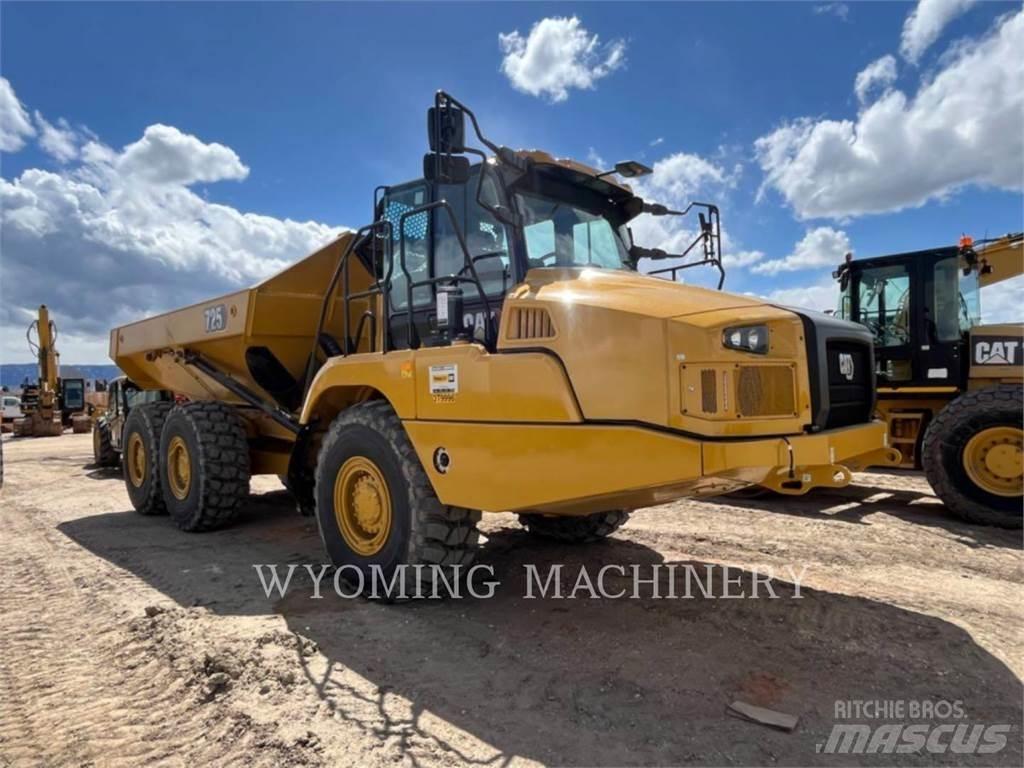 CAT 725 Tombereau articulé