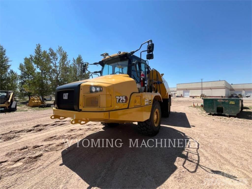 CAT 725 Tombereau articulé