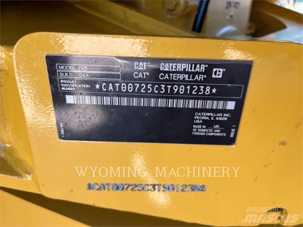 CAT 725 Tombereau articulé
