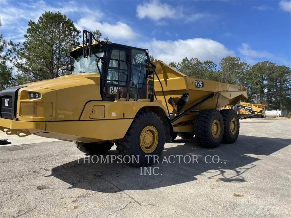 CAT 725 Tombereau articulé