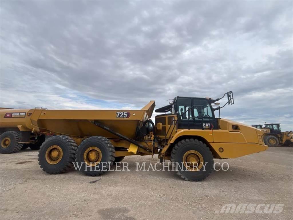 CAT 725 Tombereau articulé