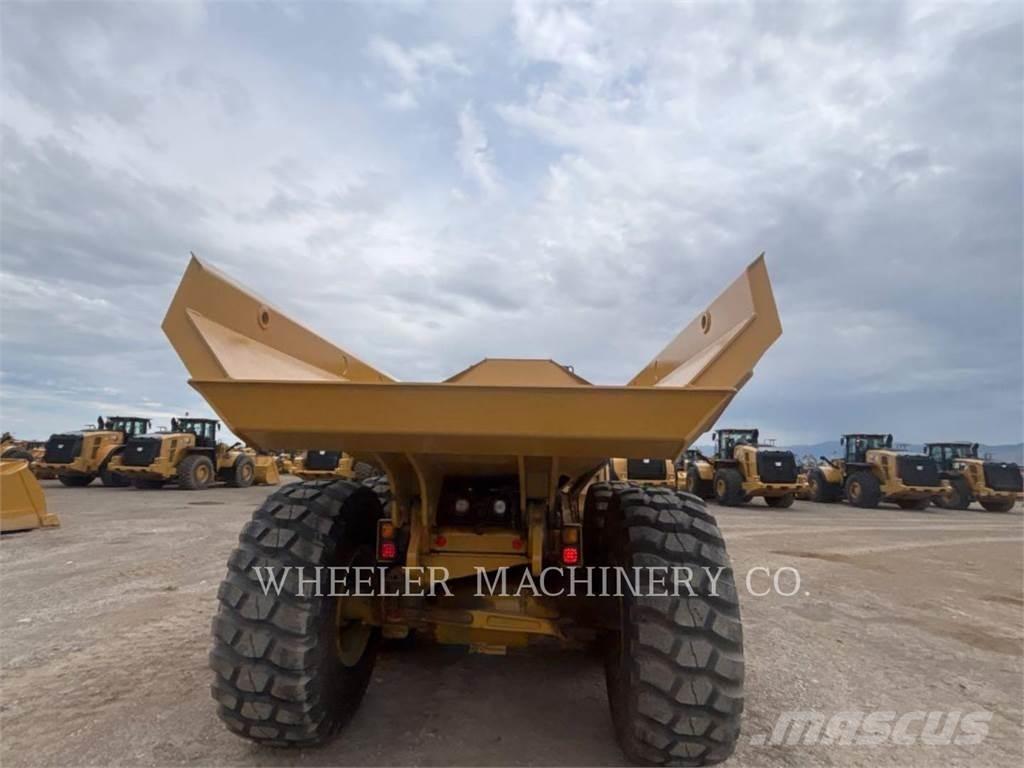 CAT 725 Tombereau articulé