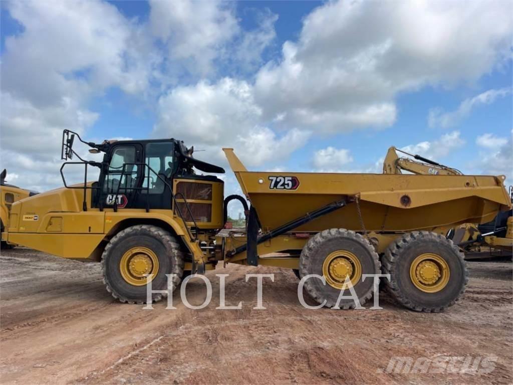 CAT 725 Tombereau articulé