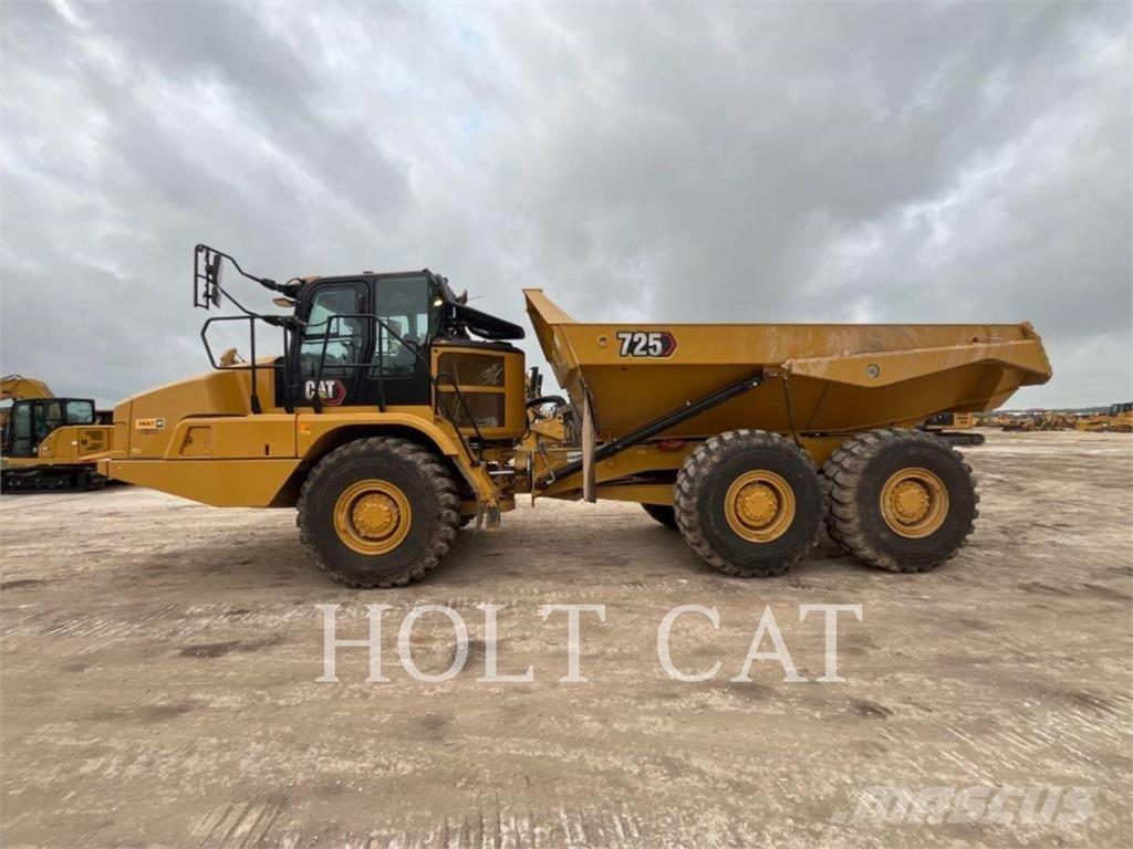 CAT 725 Tombereau articulé