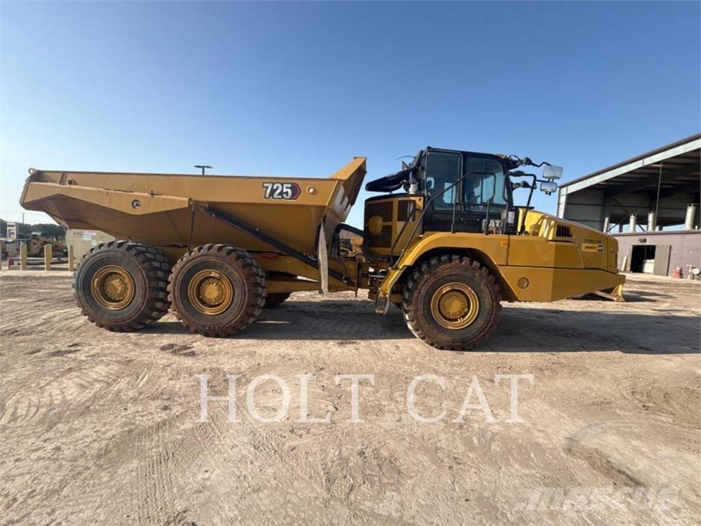 CAT 725 Tombereau articulé
