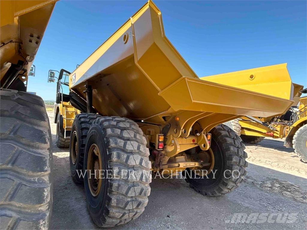 CAT 725 Tombereau articulé