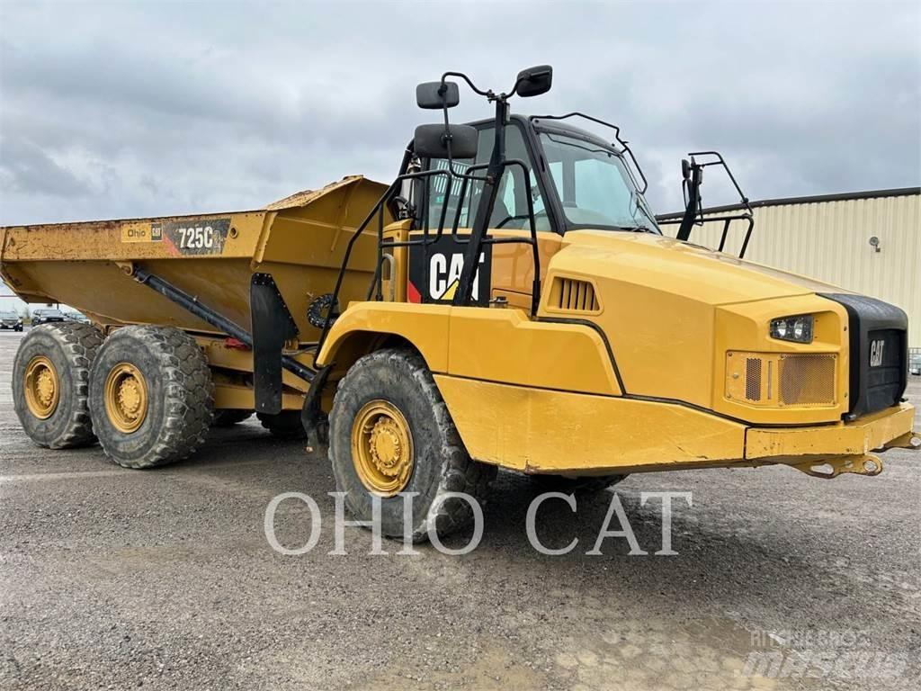 CAT 725C Tombereau articulé